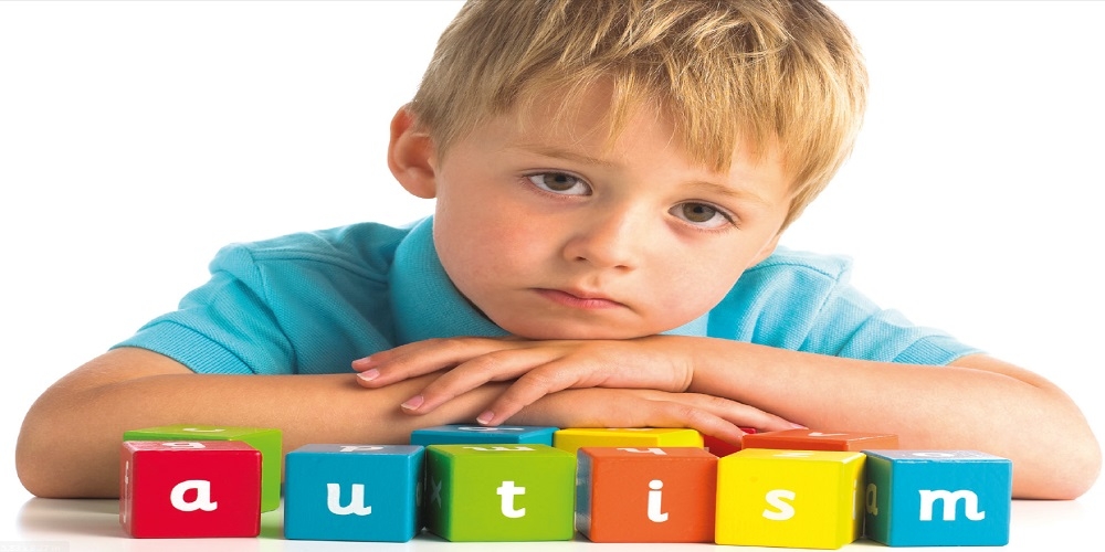 ماهیانه ۱۰ میلیون تومان هزینه خانواده‌های دارای کودک اوتیسم