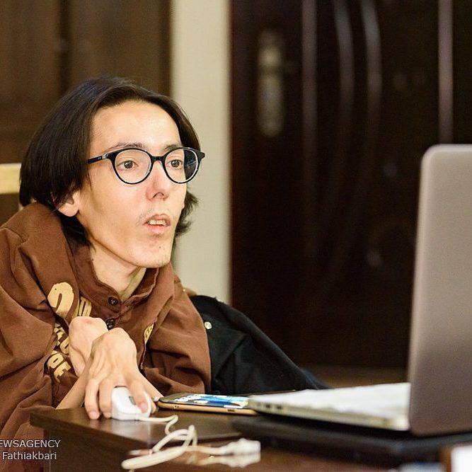 رشیدپور و اول مارکت زیر قولشون زدند/ سیاه نمایی در مقابل دوربین زنده +عکس