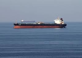کشتی ایرانی حامل سوخت برای لبنان وارد آب‌های سوریه شده است