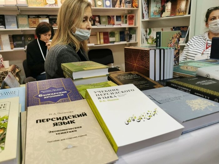 توافق برای «خواهرخواندگی» دو موسسه فرهنگی ایران و روسیه