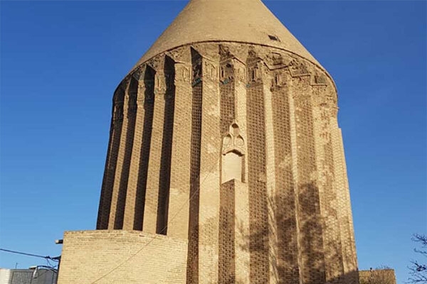 ناگفته‌هایی در خصوص برج مقبره «علاءالدوله» ورامین