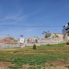 حذف یادگار هنر و تاریخ؛ تخریب دیوارنگاره «یادمان طلوع فجر» در ‏قم  ‏