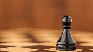 لطفاً سرباز پیاده دشمن نشوید