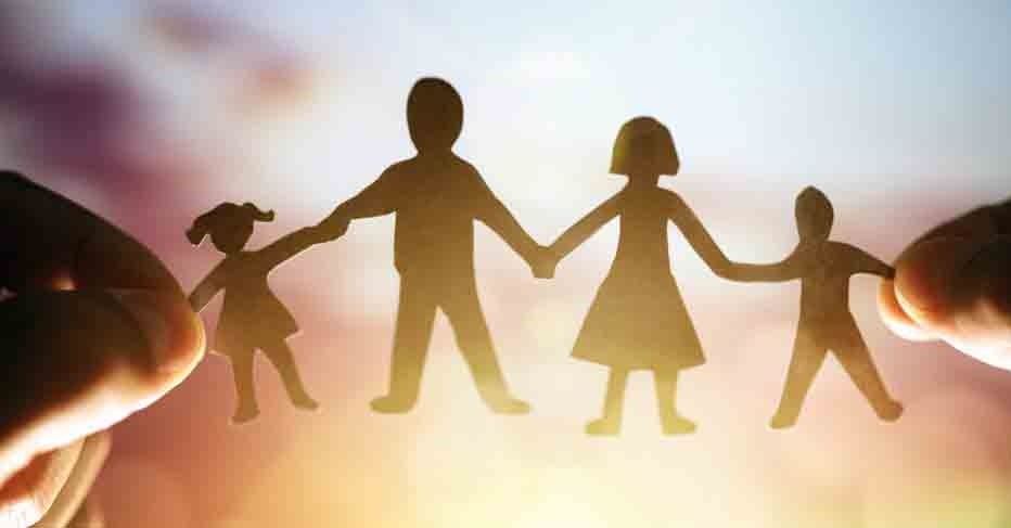 والدین ، محور تعلیم وتربیت کودکان    