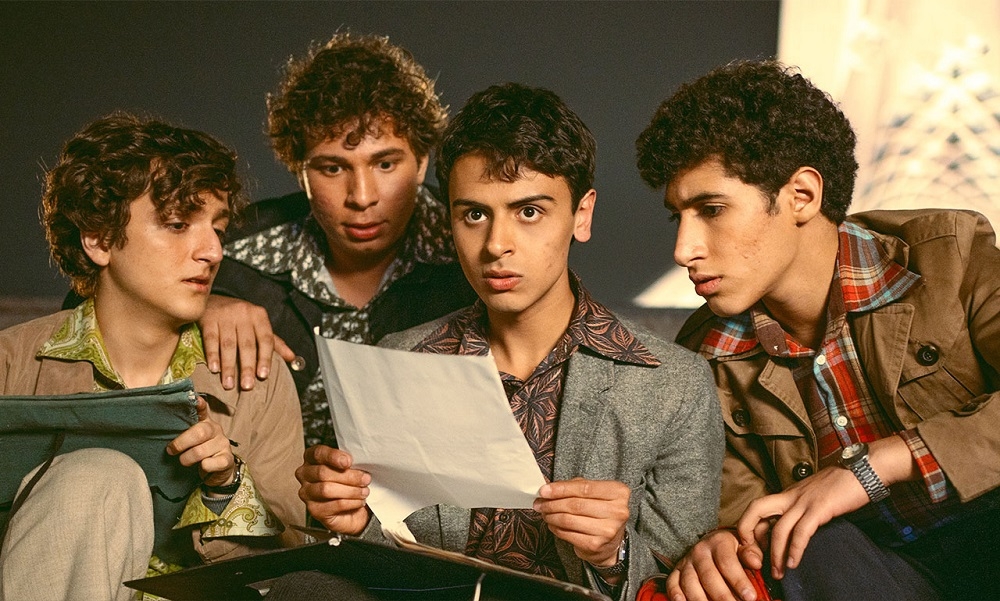 اکران ویژه فیلم «بچه مردم» برای خبرنگاران قم