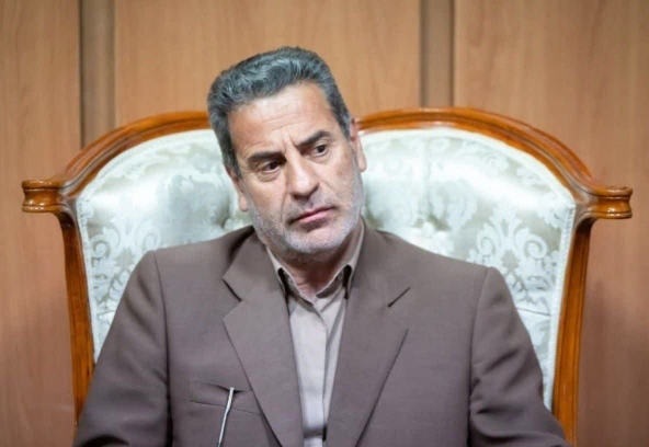 تمجید نماینده شازند از مدیریت تعاملی بانک صادرات؛ نقد جدی بر عملکرد پالایشگاه در حوزه مسئولیت اجتماعی