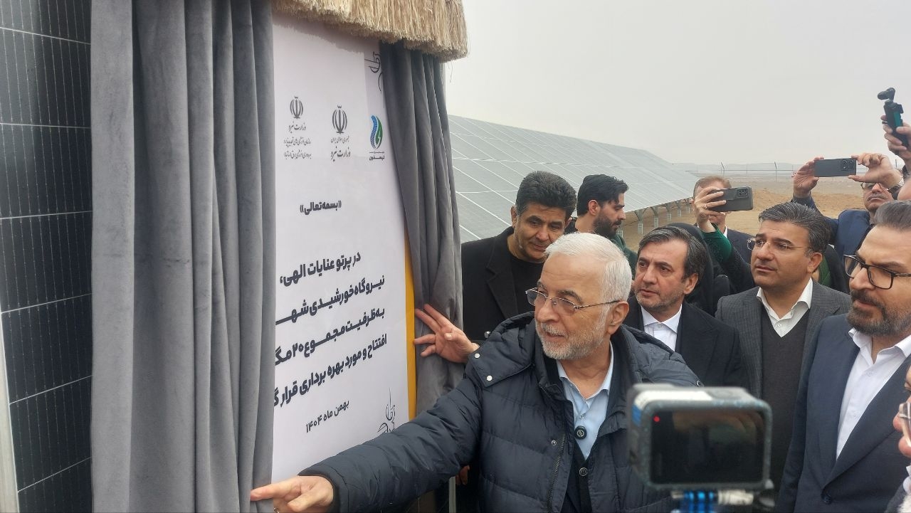 وزیر کشور: توسعه انرژی‌های تجدیدپذیر، اجتناب‌ناپذیر و ضروری است