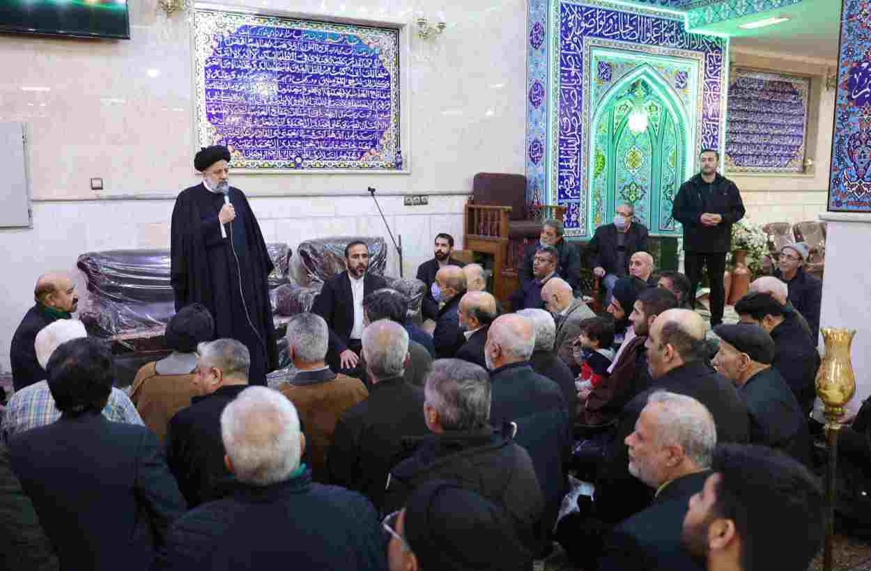 مساجد نقش مهمی در شکل‌گیری و پیروزی انقلاب اسلامی داشتند